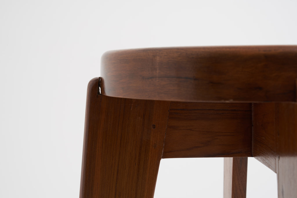 ジャンヌレのケーンシートラウンドハイスツール サイドズーム2