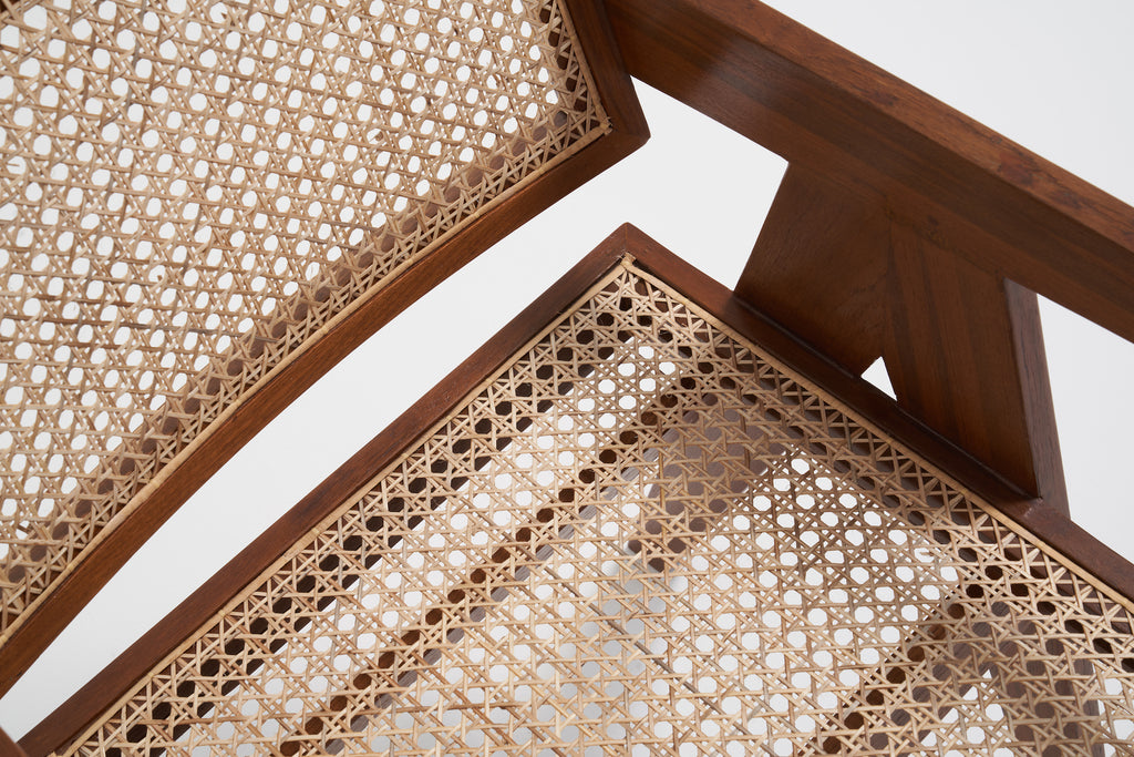 ジャンヌレのオフィスケーンチェア(アーム有り)シートと背もたれのズーム画像