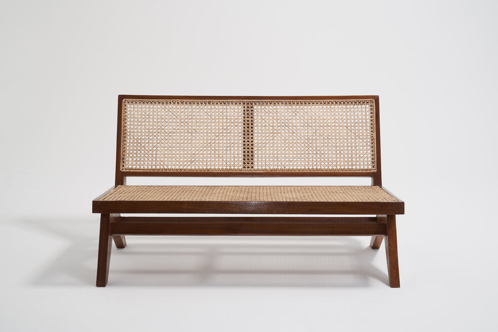 ジャンヌレのケーンベンチシート 正面