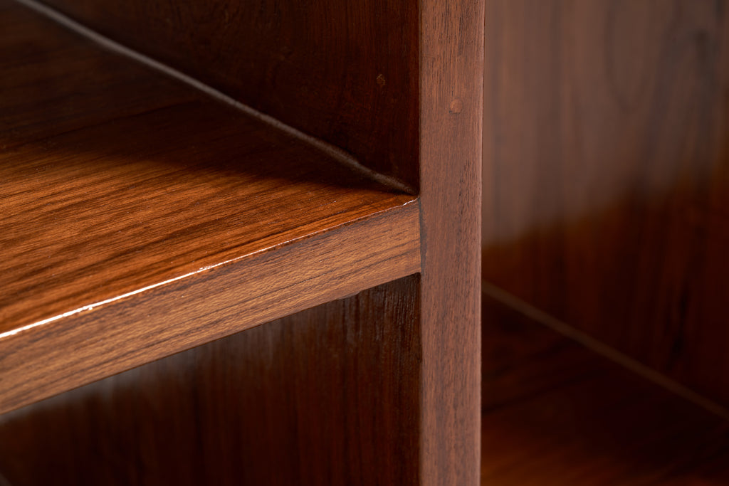 ジャンヌレのファイルラック 棚板の結合部分ズーム画像